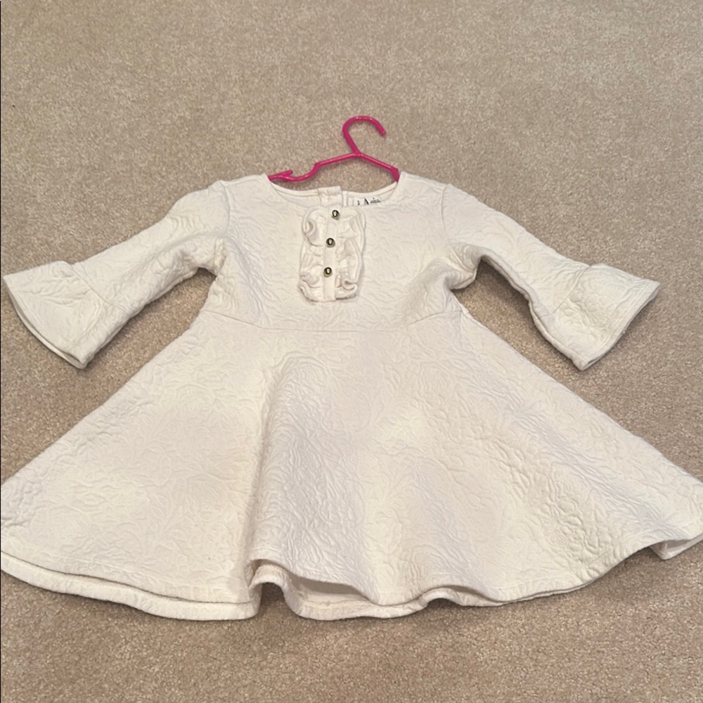 Beautiful dress on off white by Janie and Jack size 5 perfect for Easter